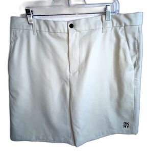 DKNY Mens Shorts Size 36 Cream Bermuda Golf Casual Comfortable Sporty